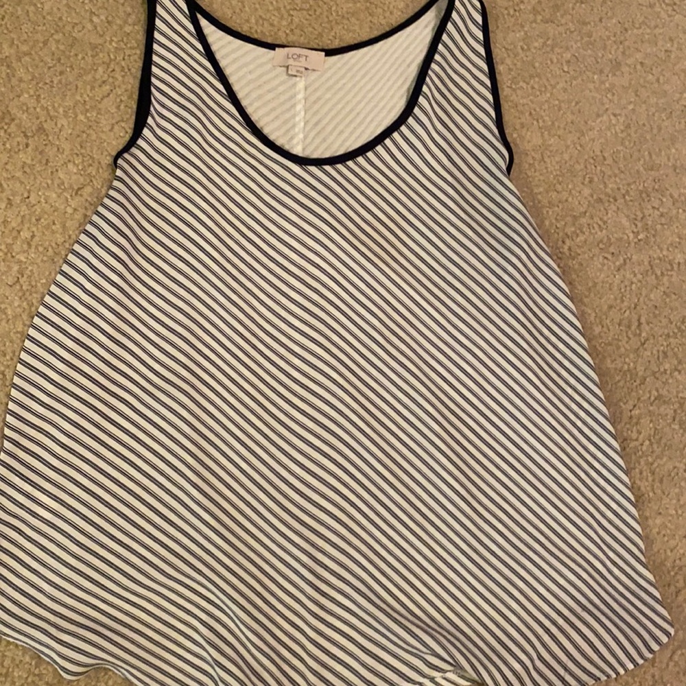 Sleeveless Loft blouse